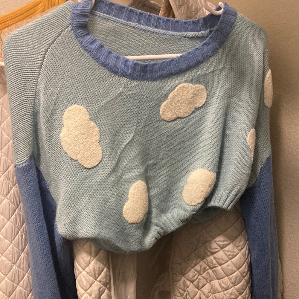Blue crop top with white clouds